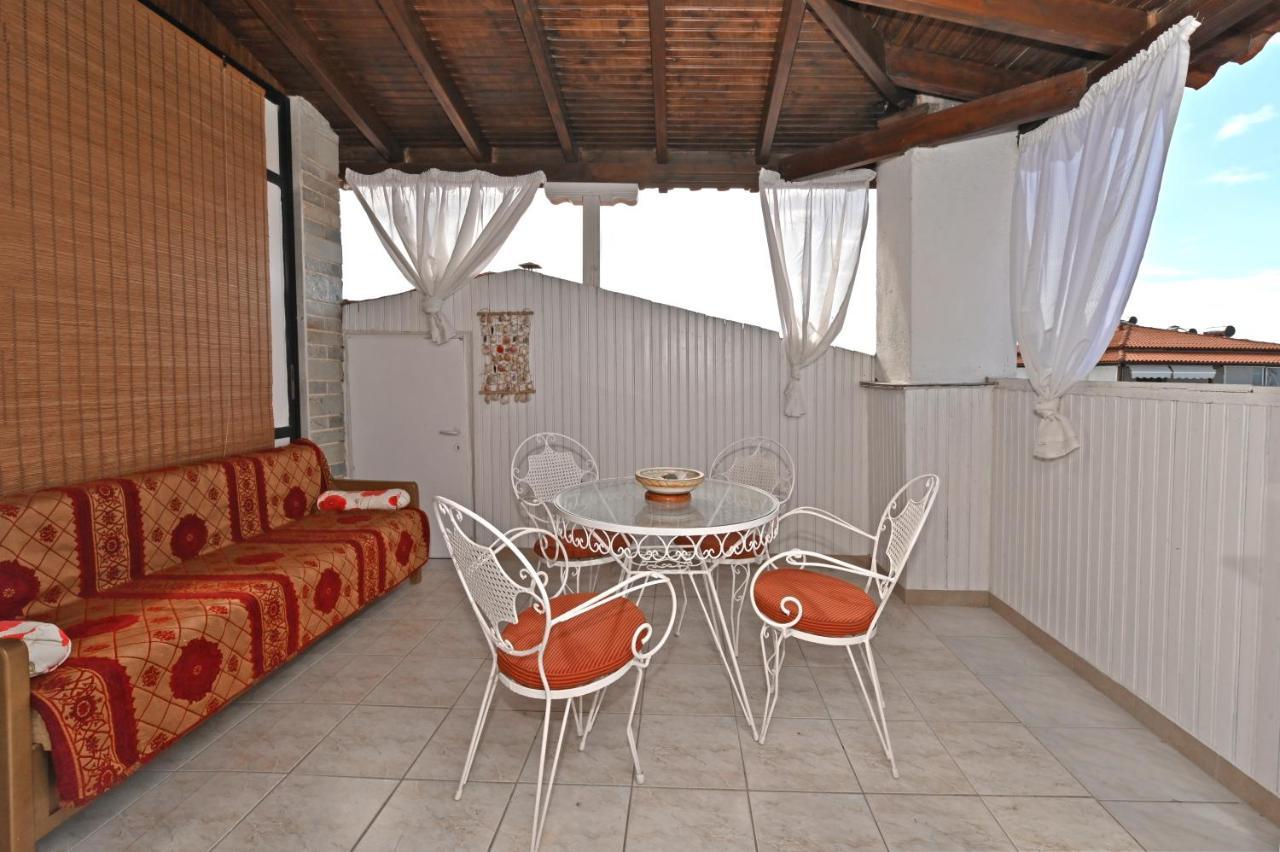Dionisos Palms Apartments باراليا ديونيسيو المظهر الخارجي الصورة