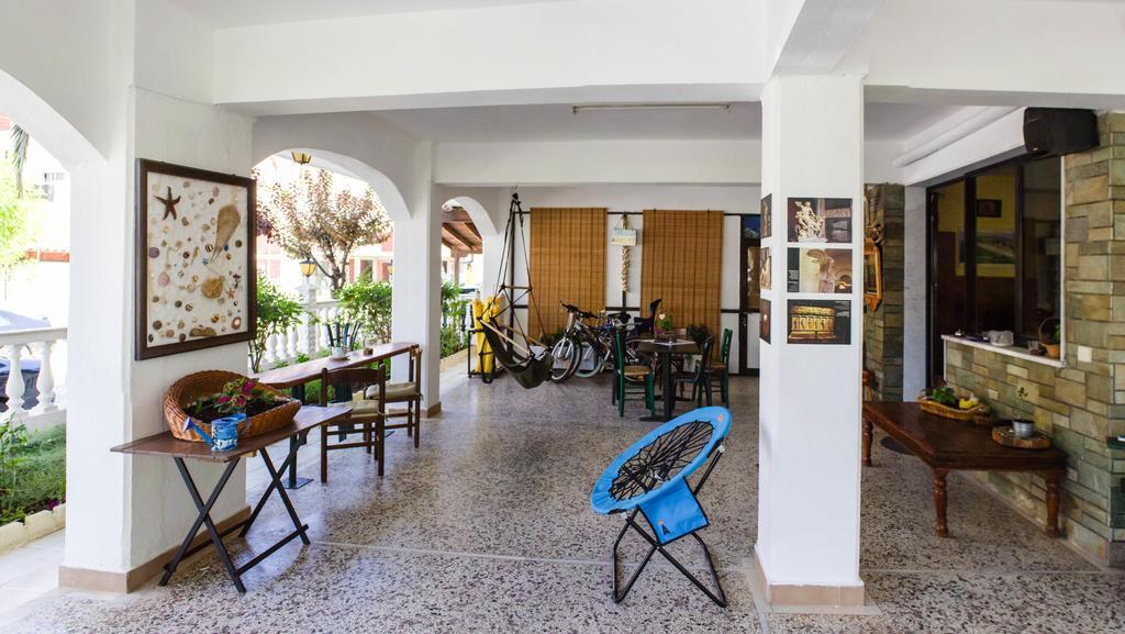 Dionisos Palms Apartments باراليا ديونيسيو المظهر الخارجي الصورة