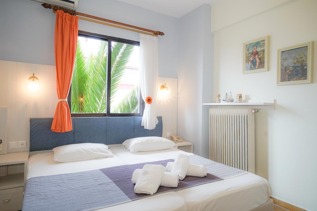 Dionisos Palms Apartments باراليا ديونيسيو المظهر الخارجي الصورة